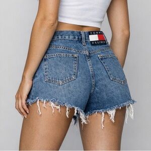 Vintage TOMMY Hilfiger Denim High Rise Distressed Hem Medium Washed Jean Shorts.